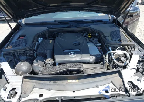 2017 Mercedes-Benz E 300 from USA, damaged, VIN WDDZF4JB8HA030324